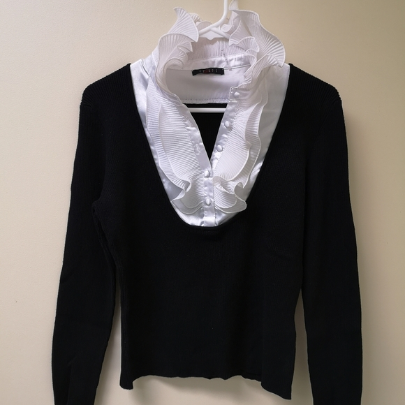 Top - Picture 1 of 7